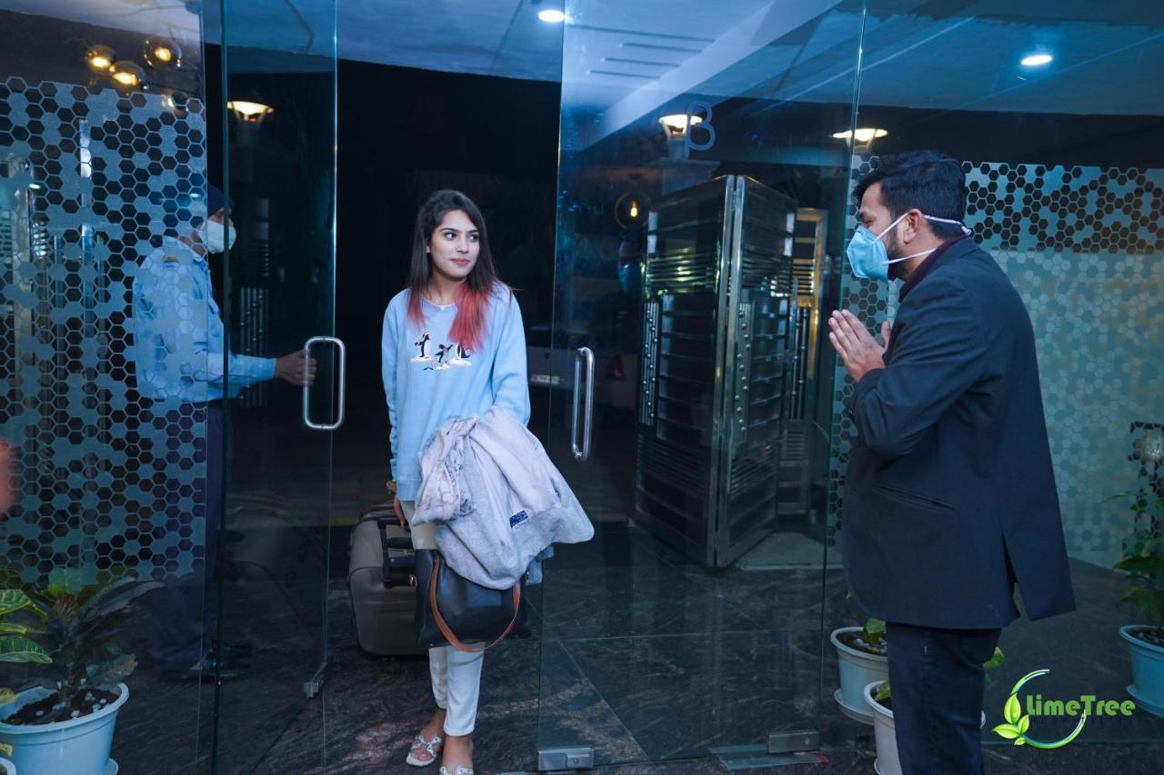 Lime Tree Hotel Near 32Nd Avenue Sector 29 Gurgaon Luaran gambar
