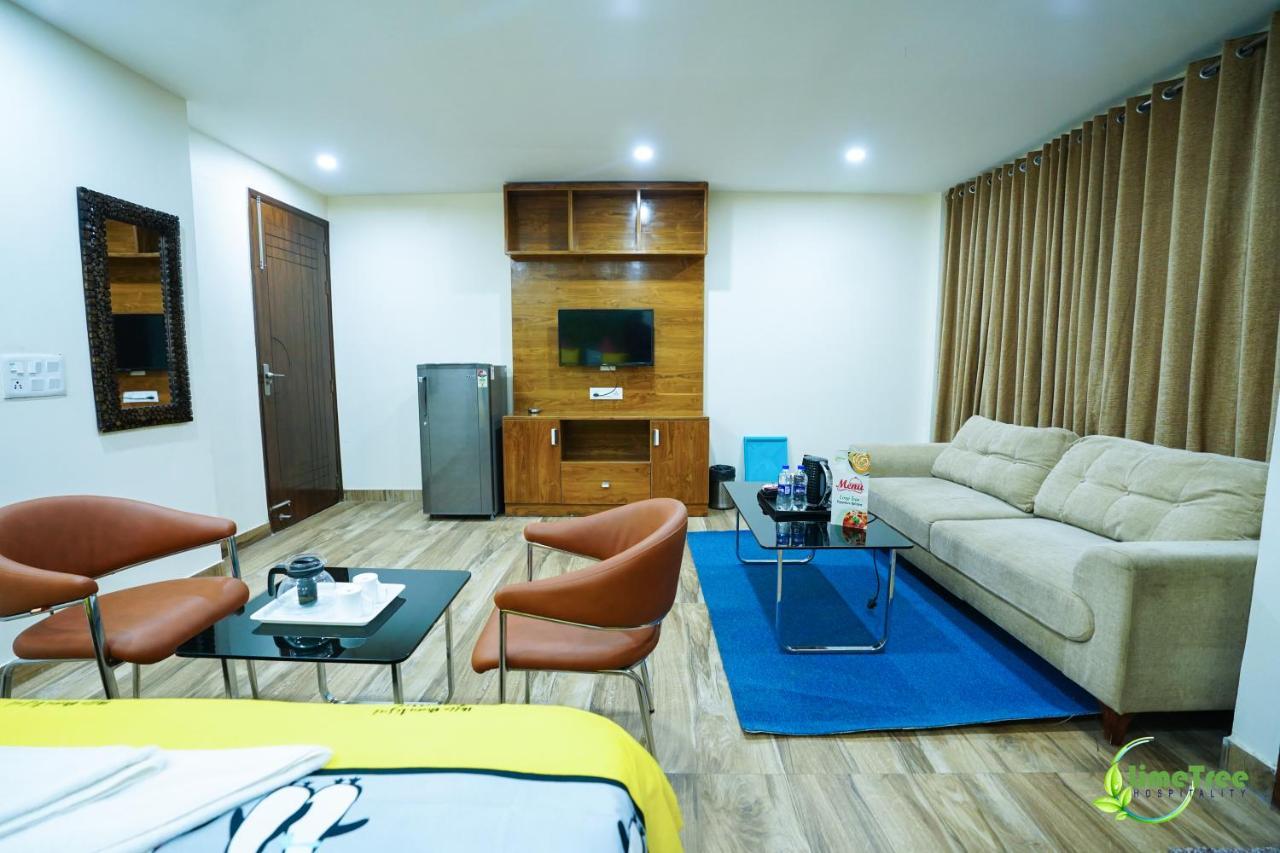 Lime Tree Hotel Near 32Nd Avenue Sector 29 Gurgaon Luaran gambar